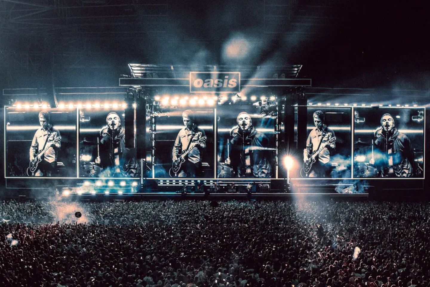 oasis-cardiff-wales-night-1-2025-billboard-1548.webp