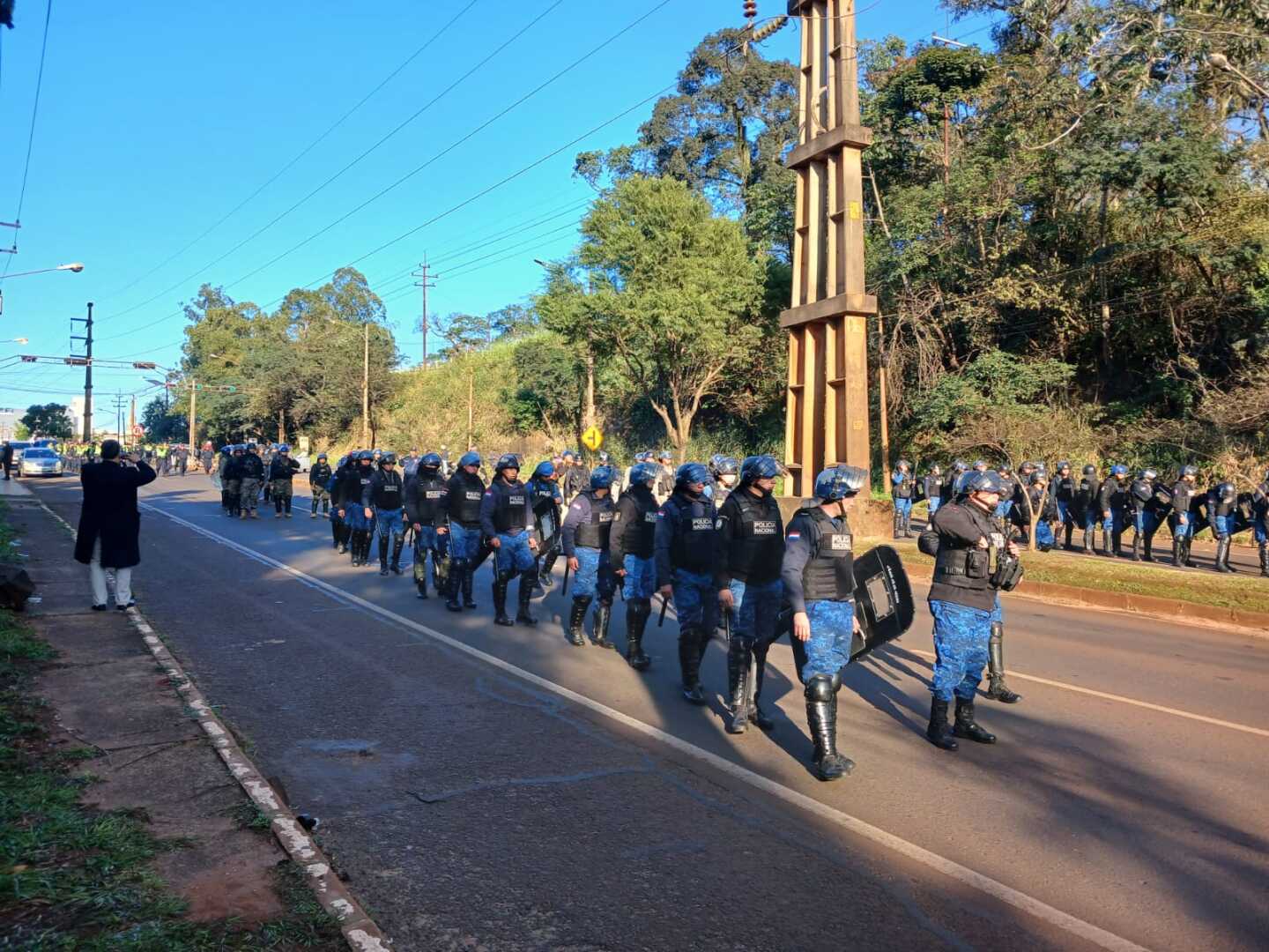 Desalojo en Ciudad del Este.jpg