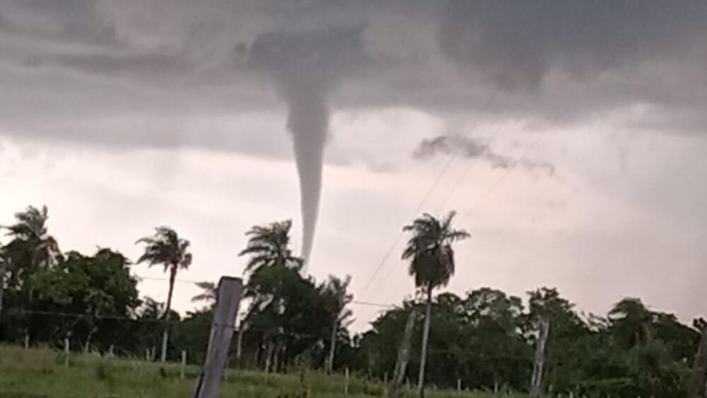 Embudo de tornado (2).jpeg