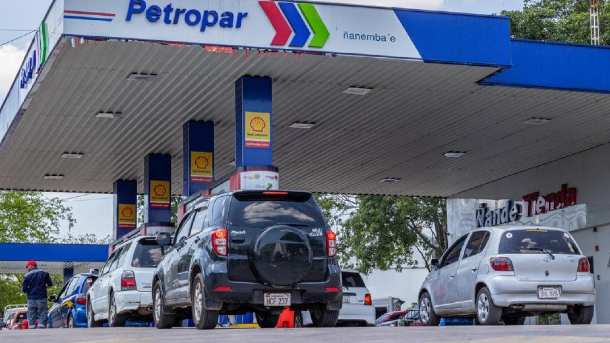 Petropar sube combustibles un 9% en diésel y 4% en naftas mientras rescinde contrato catarí sin entregas — image 2