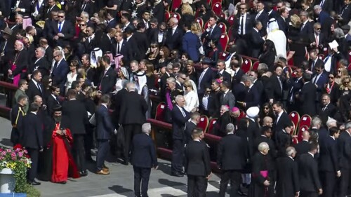 Misa del inicio del pontificado del papa León XIV en la plaza de San Pedro