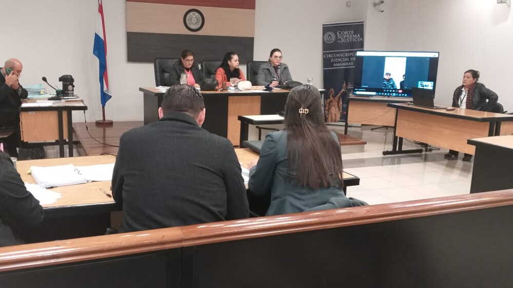 Juezas de Sentencia de Pedro Juan Caballero_ Carmen Silva, Ana Aguirre y Mirna Soto.jpg