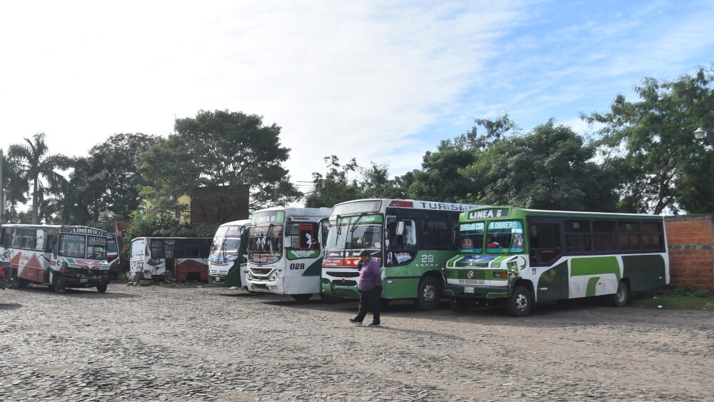 Buses internos chatarra