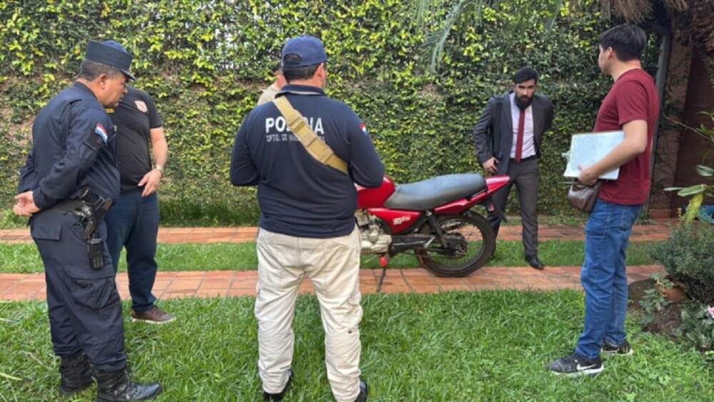 motocicleta maria fernanda.jpg