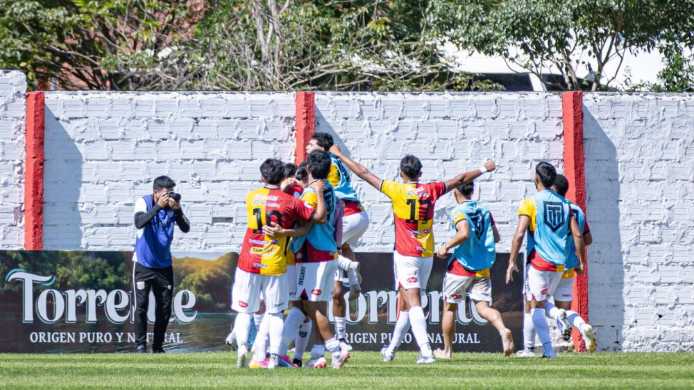 Deportivo Santani_69196440.jpg