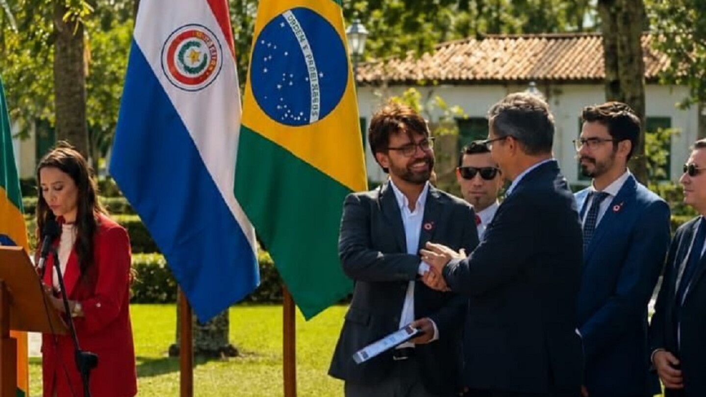 Paraguayischer Schauspieler Rodrigo Calonga in Rio de Janeiro ausgezeichnet