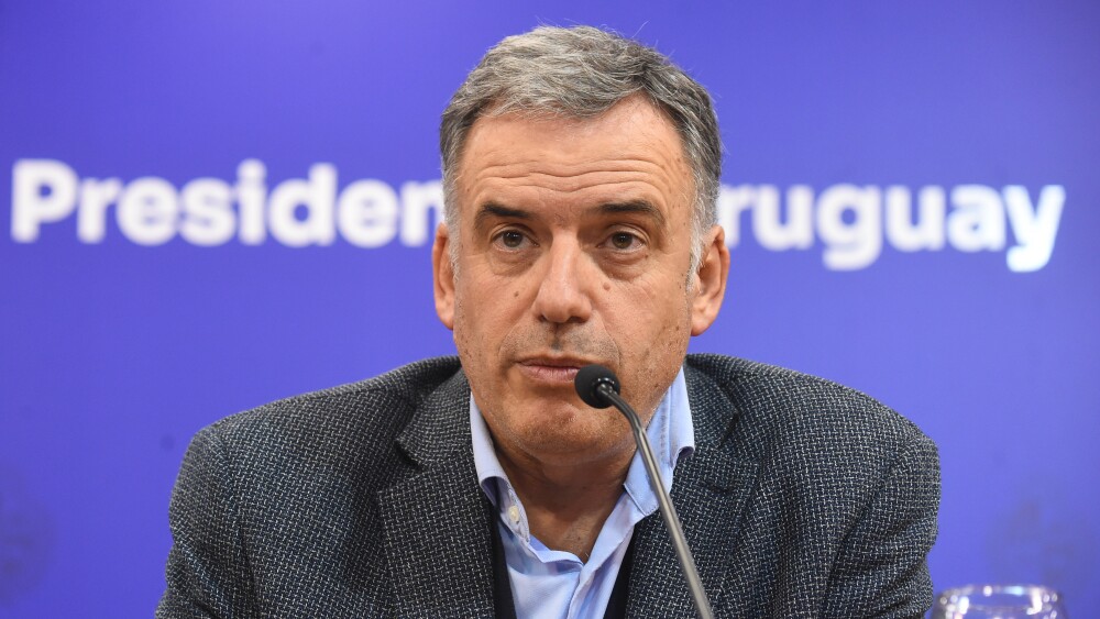 Uruguay vuelve a prohibir la venta de productos de tabaco calentado y vapeadores