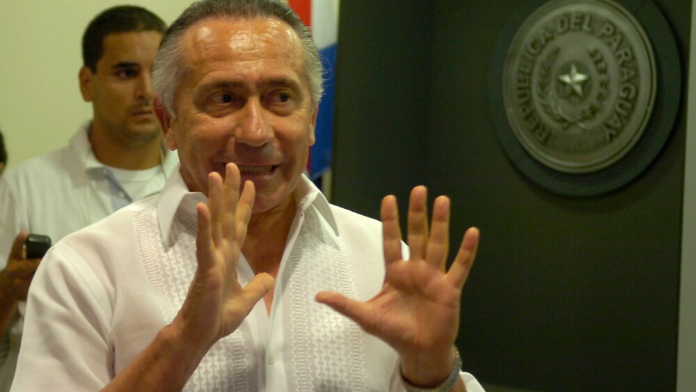 Lino Oviedo.jpg
