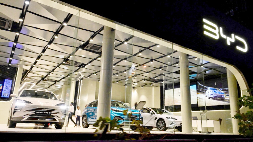 SRI LANKA-CHINA-TRANSPORT-TARIFF-AUTOMOBILE