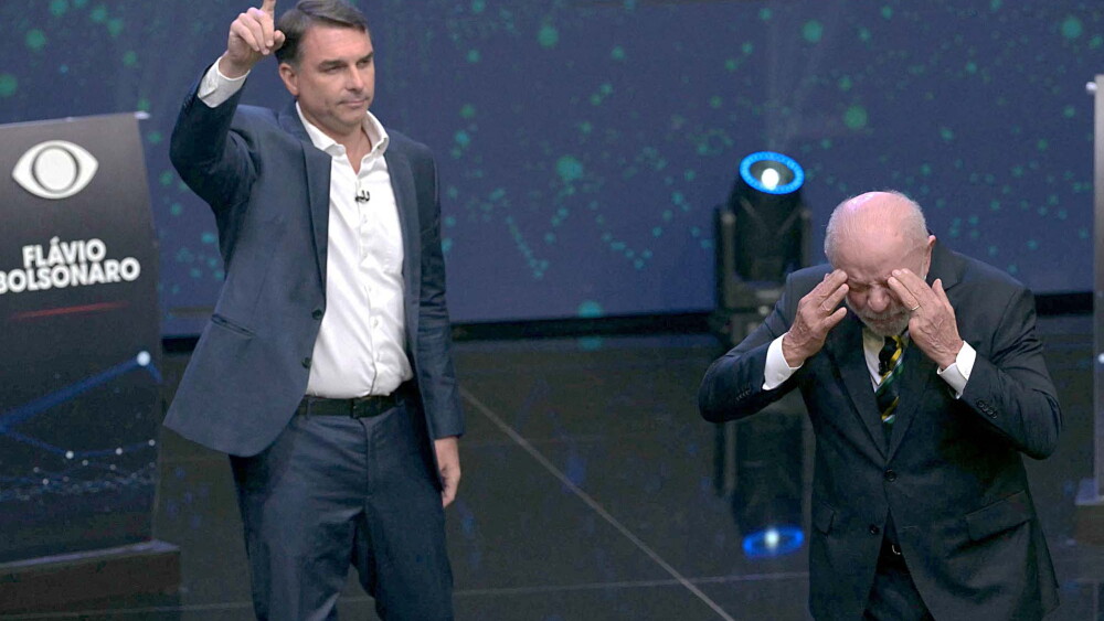 Lula y Bolsonaro se acusan en un debate de alto voltaje Lula y Bolsonaro se acusan en un debate de alto voltaje