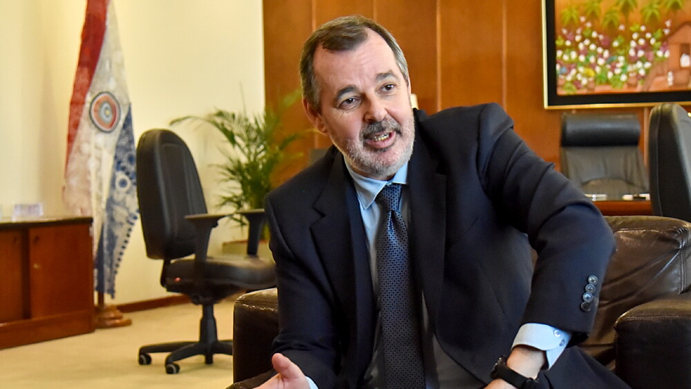 BCP. El presidente del Banco Central, Carlos Carvallo, destaca los motores de desarrollo de la economía paraguaya.jpg