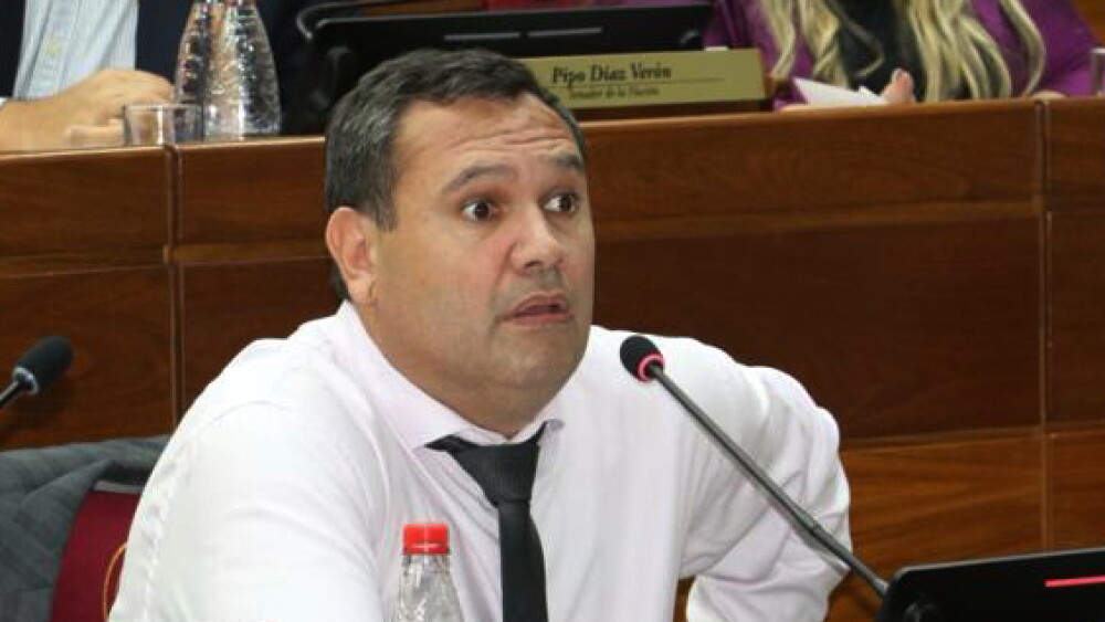Senado_entrevista en Senado_48295929.jpg