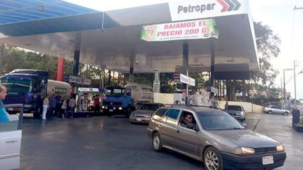 Promoción.  Servicentro de Petropar de km 16 de Capiatá.