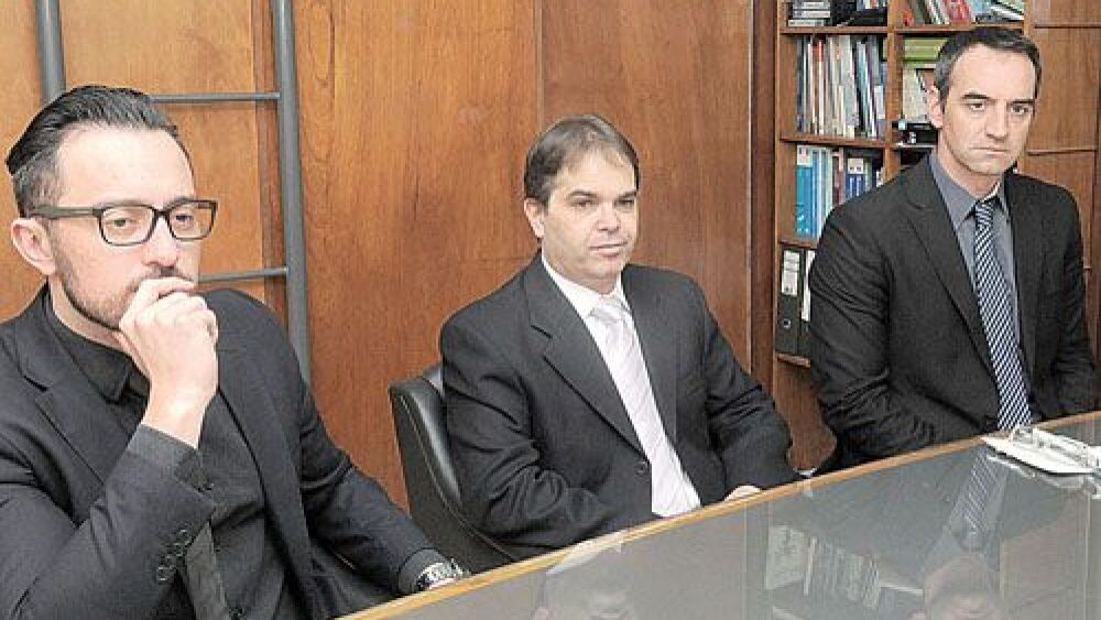 Representantes.  Carlos E. França, Rodrigo Maya y Flavio Zañini hablaron del proyecto.