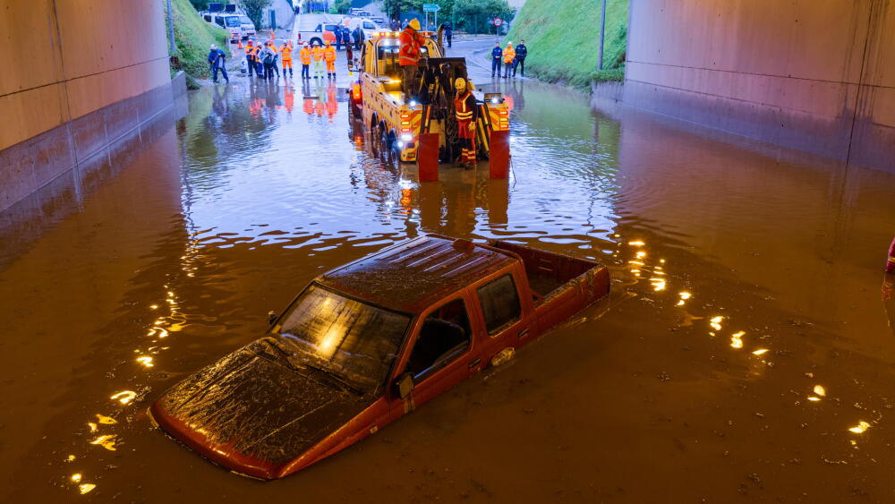 Declaran alerta roja en la región de Santiago de Chile por granizo y tormenta eléctrica