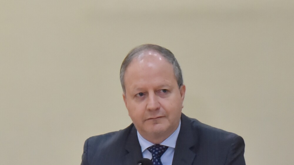 Fernandez Valdovinos.jpg