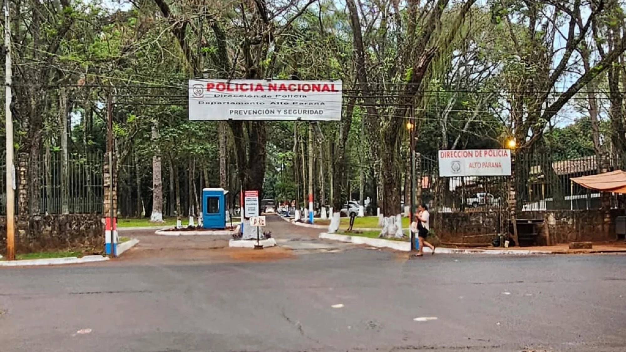 Cuatro policías detenidos por el pedido de coima a comerciantes libaneses Cuatro policías detenidos por el pedido de coima a comerciantes libaneses