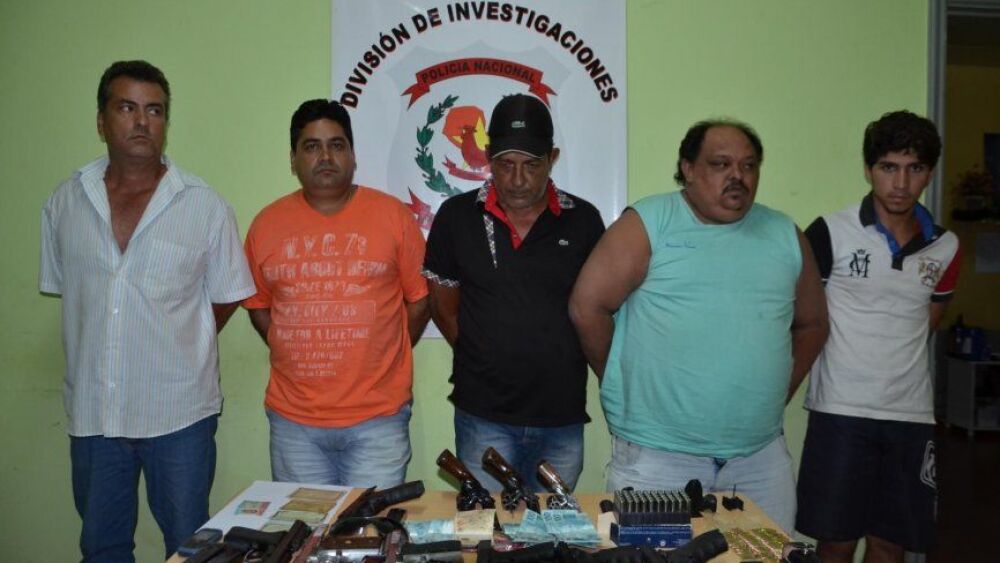 detenidos armas.jpg