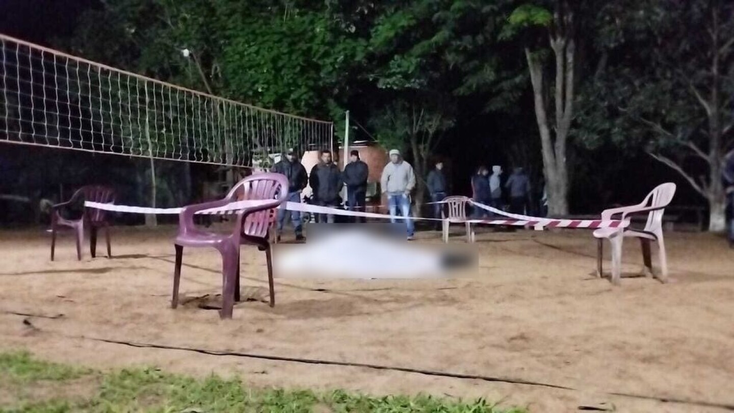 Cancha de pikivóley donde ocurrió homicidio en Santaní.jpg
