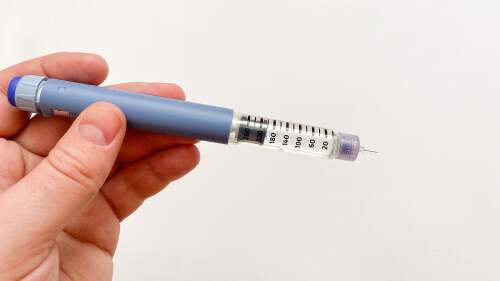 insulina glulisina en lapicero para diabetes ilustrativa.jpg