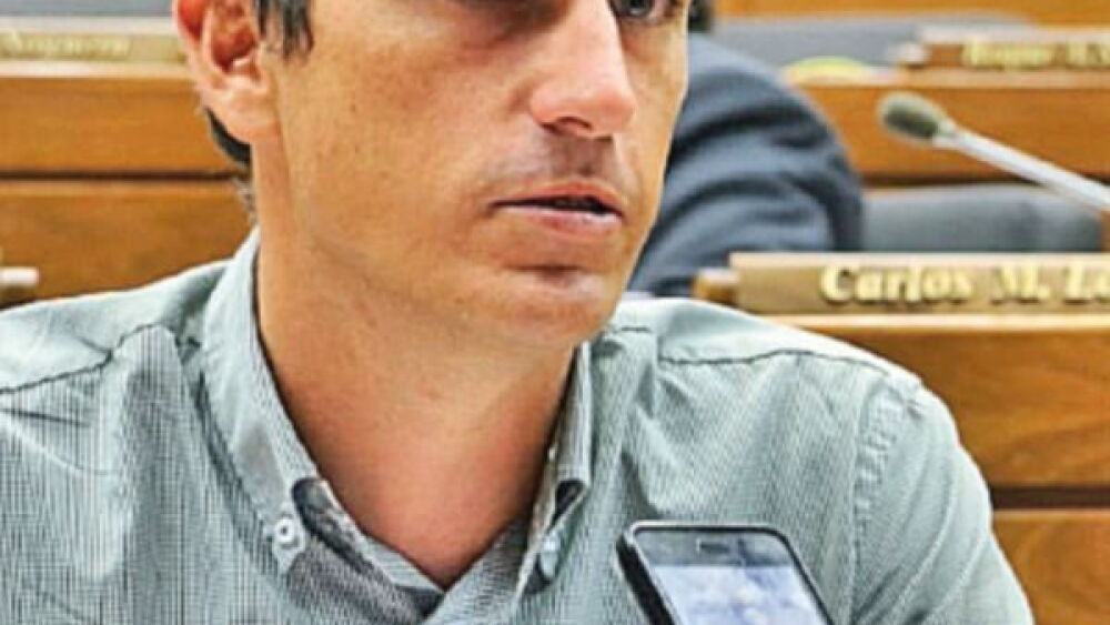Stephan Rasmussen Fondos de IPS: “Deben dejar de ver fantasmas”, afirman - Última Hora ...