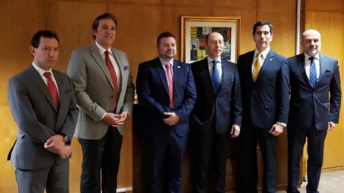 Montevideo.  Comitiva paraguaya que fue  a gestionar la  extradición de Arrom y amigos.