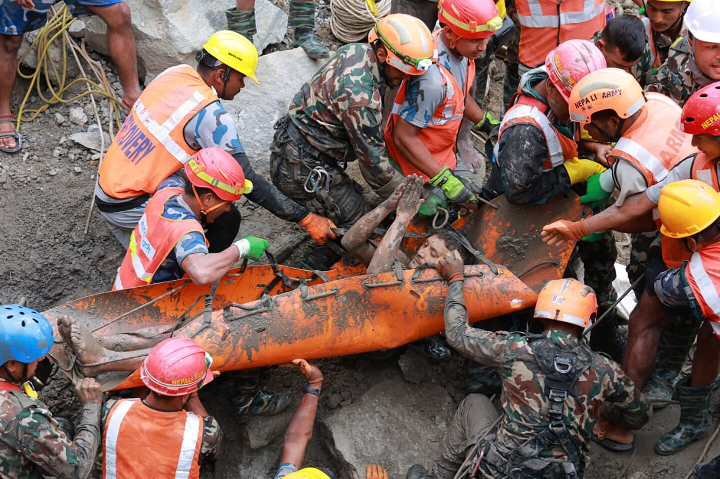 Rescates en Nepal