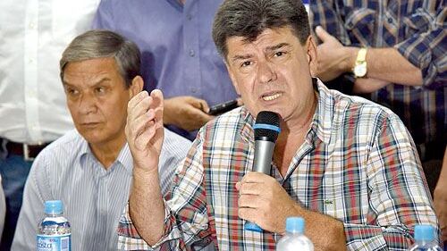 Desafío.  Alegre y el diputado José   Ledesma encabezaron la reunión del PLRA ayer.