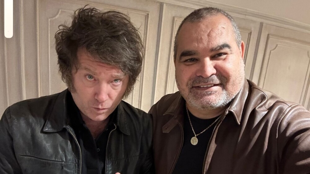 Milei y Chilavert.jpg