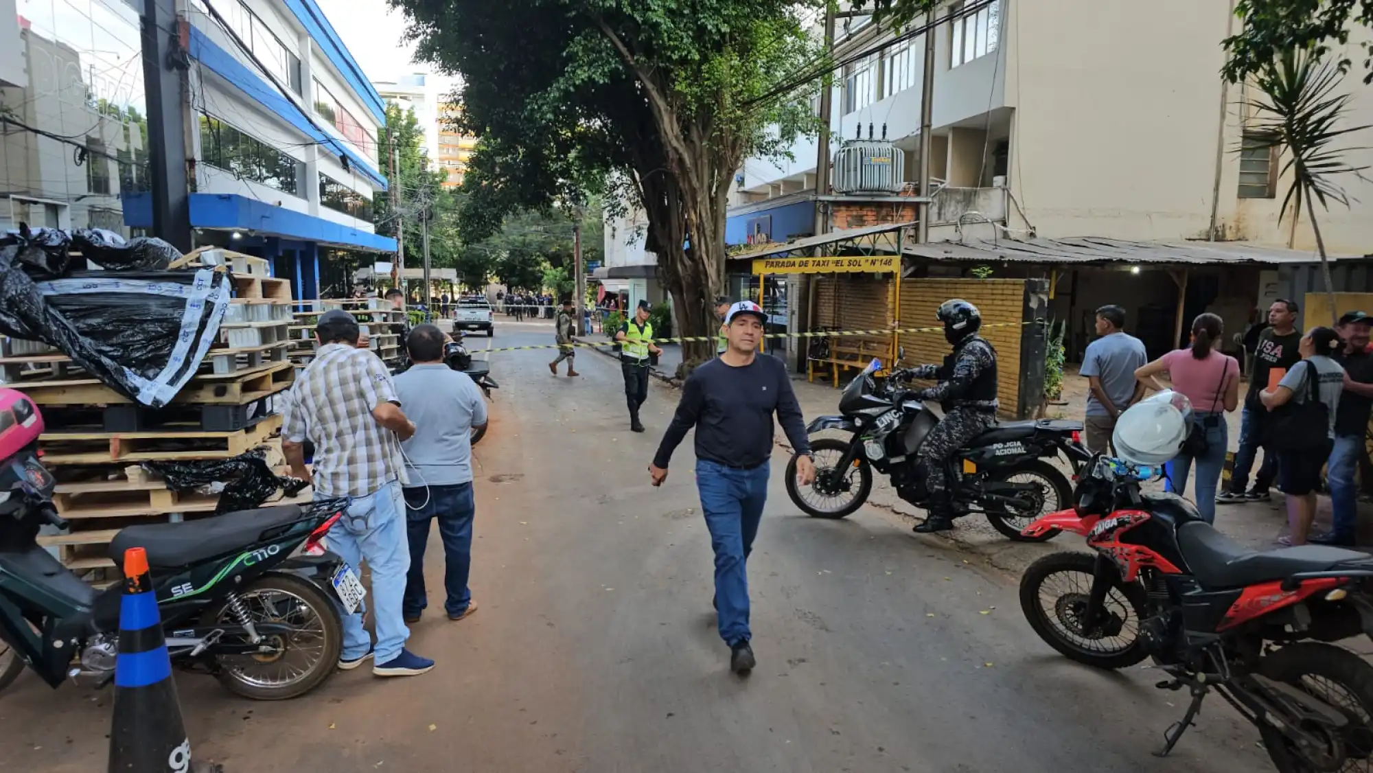 Banda que robó a cambistas habría saboteado sistema eléctrico de CDE Banda que robó a cambistas habría saboteado sistema eléctrico de CDE