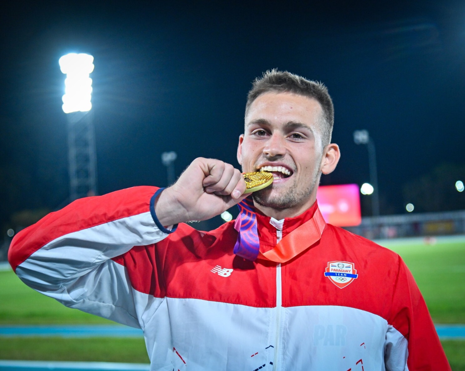 Anthony Flaming conquista el oro y establece nuevo récord en los Juegos Suramericanos Santa Fe 2026