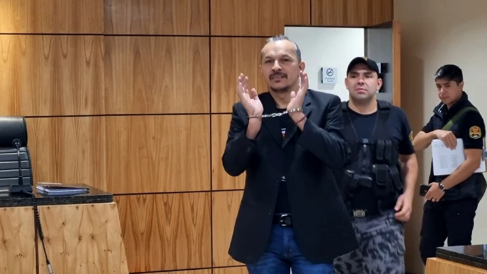 El dilema sobre Mbururu a tres días del juramento: ¿Será o no senador? El dilema sobre Mbururu a tres días del juramento: ¿Será o no senador?