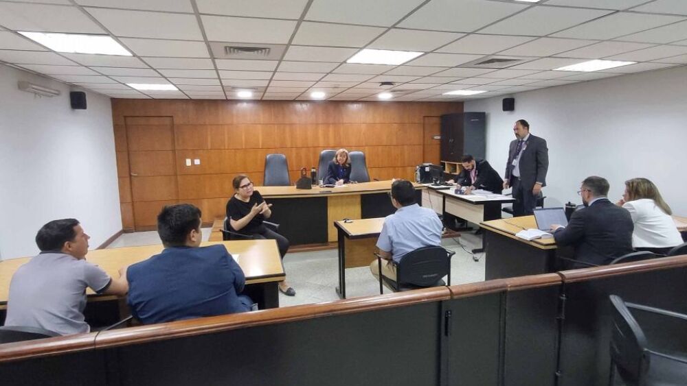 primer juicio oral en lenguaje de señas