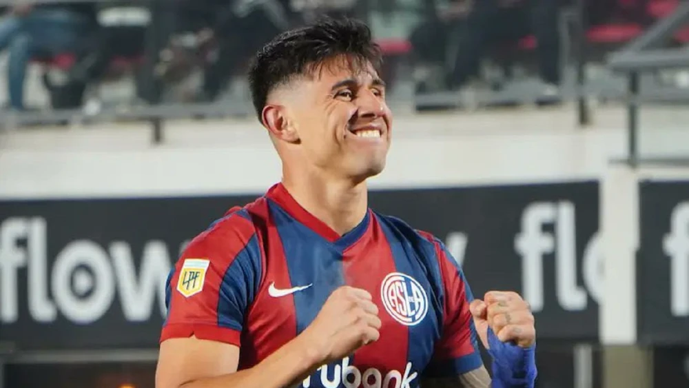 Adam Bareiro marca el empate y alarga la frustración de Boca Juniors Adam Bareiro marca el empate y alarga la frustración de Boca Juniors