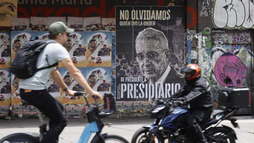 Álvaro Uribe Colombia.jpg