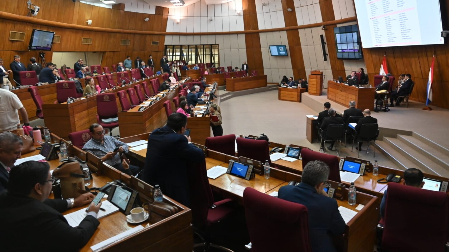 Cámara de Diputados aprueba inclusión de hijastros en pensiones por feminicidio