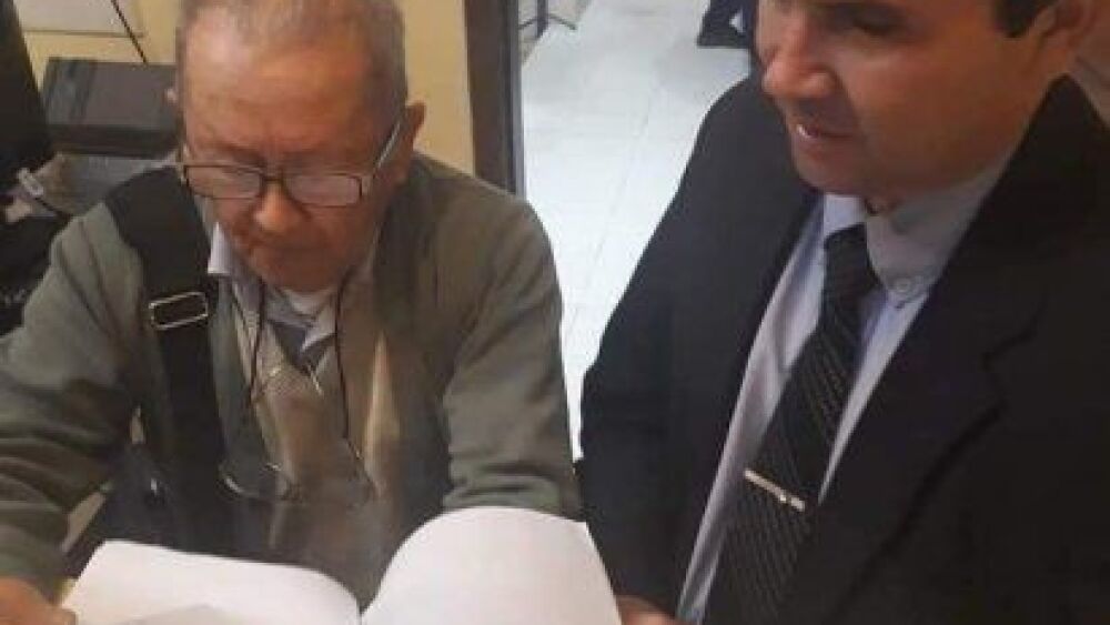 5245211-Libre-939341953_embed