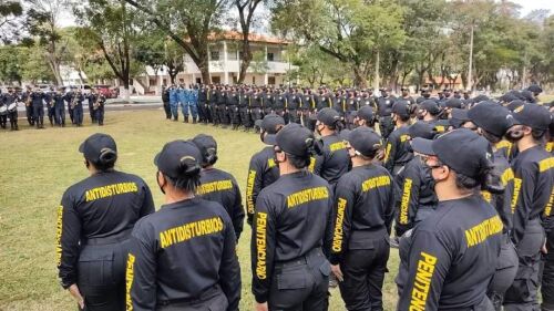 agentes penitenciarios