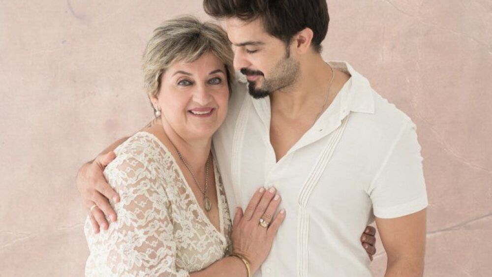 <p>El amor más puro en una hermosa postal.</p>