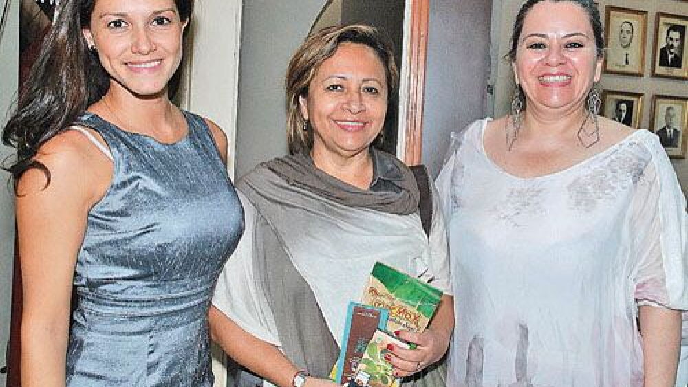 Elizabeth Rodas El brindis de la Embajada de Ecuador en el CIP - Última Hora | Noticias ...
