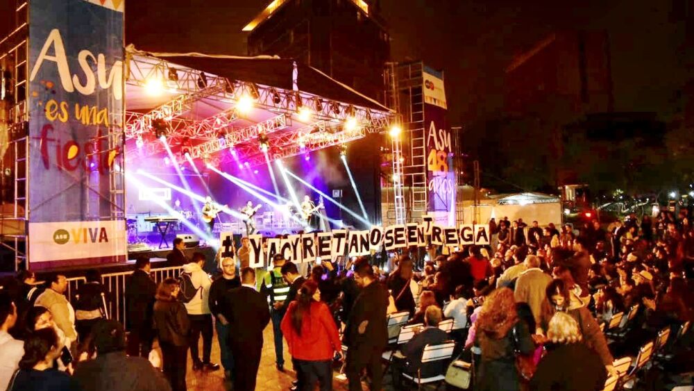 manifestacion de universitarios contra notas reversales yacyreta