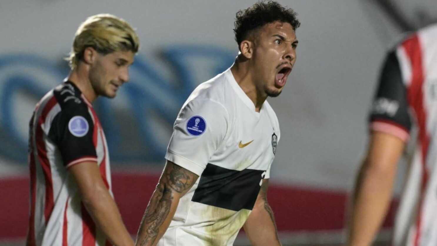 Olimpia conquista victoria agónica en Argentina y se acerca a los octavos de la Sudamericana