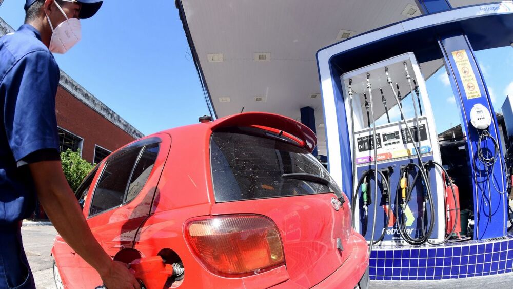 remarcaje precio de combustibles petropar Daniel Duarte_11_33503461.jpg