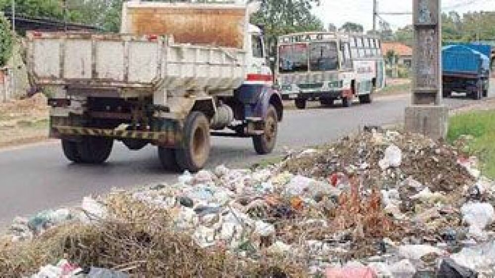 viñas cue llena de basura