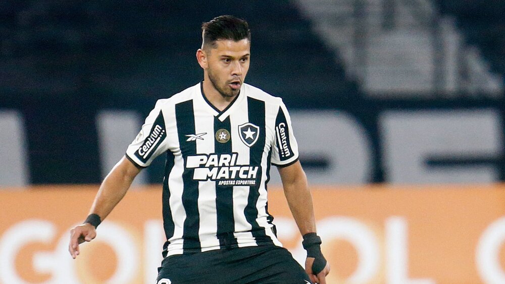 oscar romero botafogo_57271385.jpg