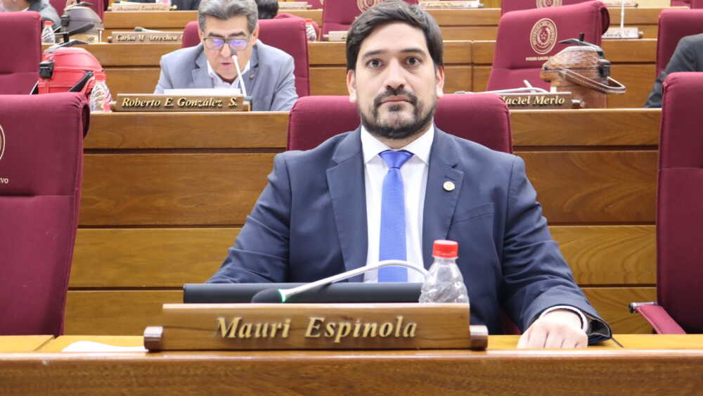 Mauricio Espínola.jpg