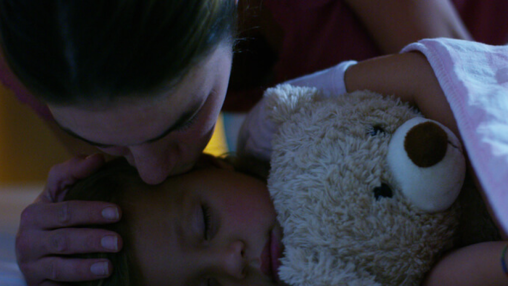 Expertos recomiendan "hipnopedia" para enseñar a los niños durante el sueño