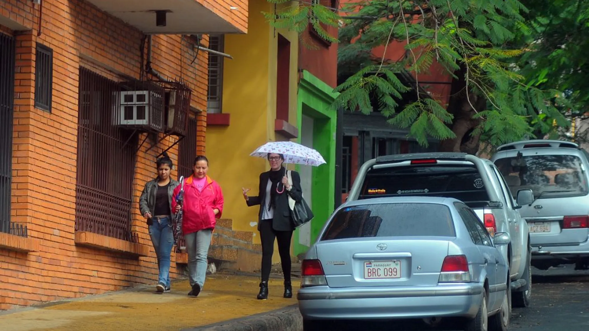 Miércoles con progresivo descenso de temperatura y lluvias en todo el país Miércoles con progresivo descenso de temperatura y lluvias en todo el país
