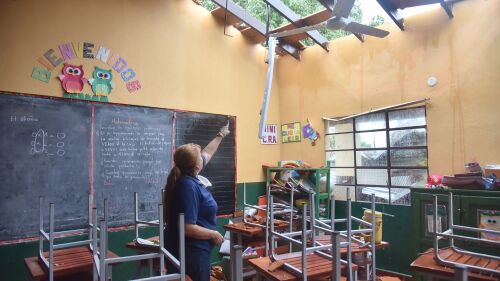 lluvia daños en aulas.jpg