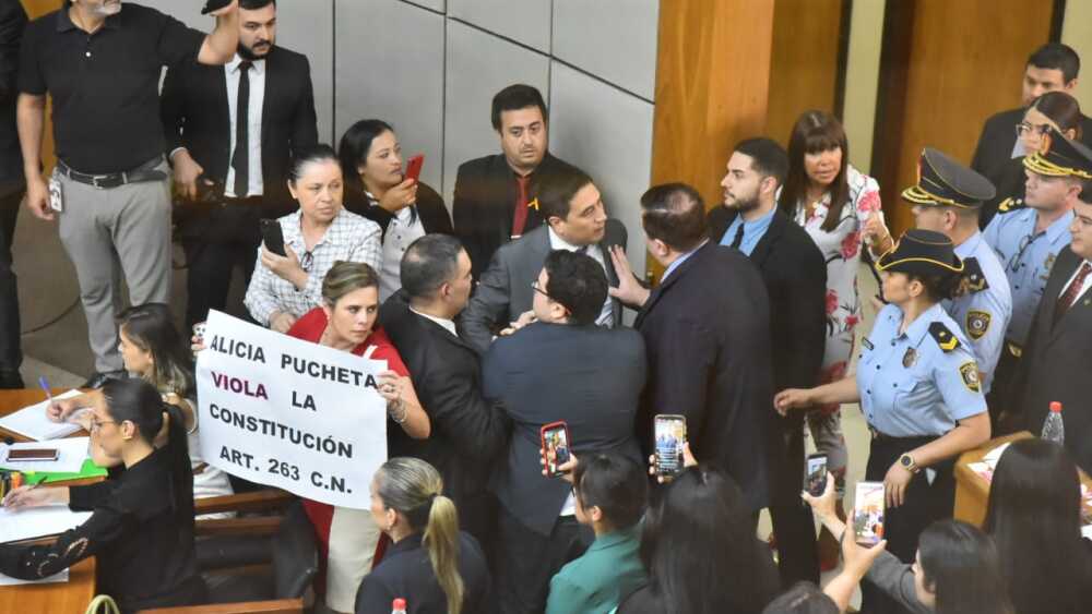 Kattya González.jpg